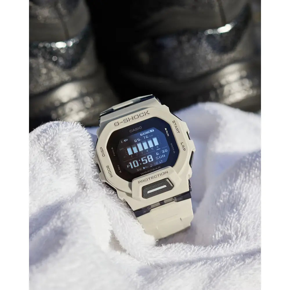 Casio G-Shock G-SQUAD GBD-200UU-9DR Men's Watch